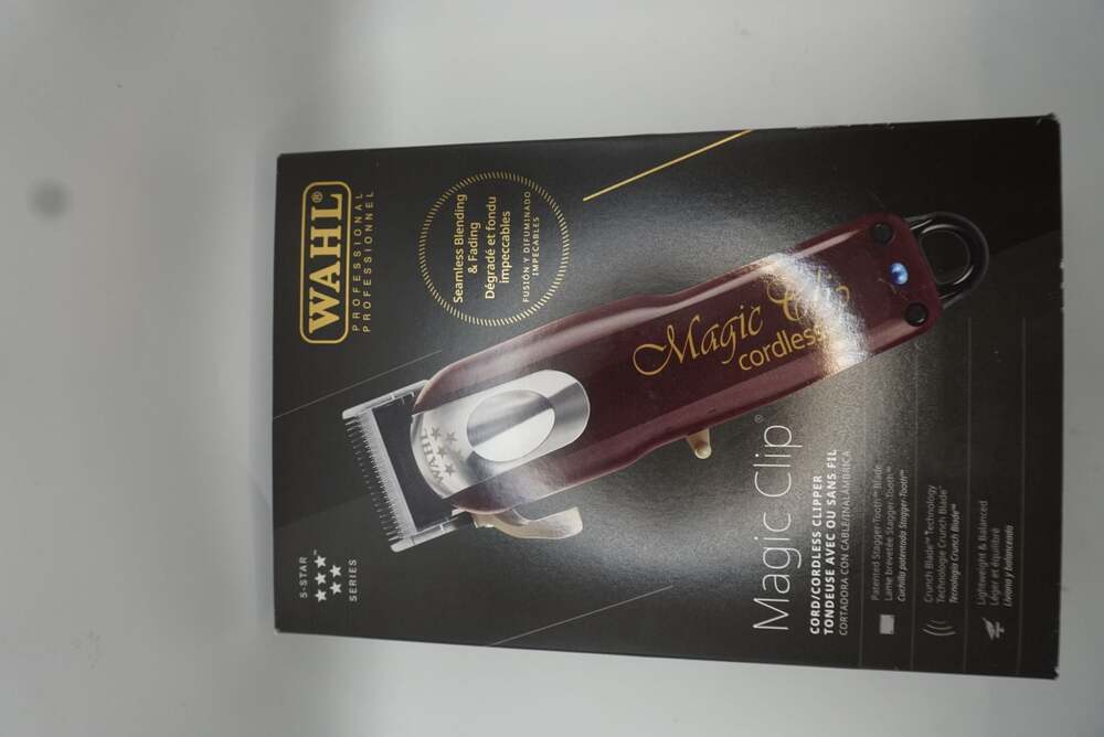 Wahl 5-Star Series Cordless Magic Clip Professional Hair Clipper (Model 8148)
